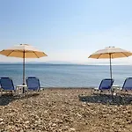 Kaminos Wellness & Отель