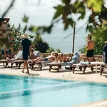Отель Kaminos Wellness & 4*