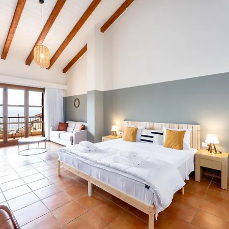 Kaminos Evia 4*