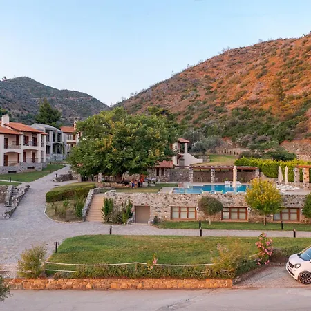 Kaminos Evia Hotel