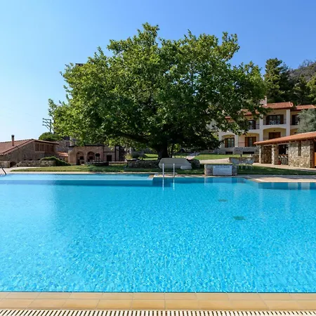 Kaminos Wellness & Hotel 4*