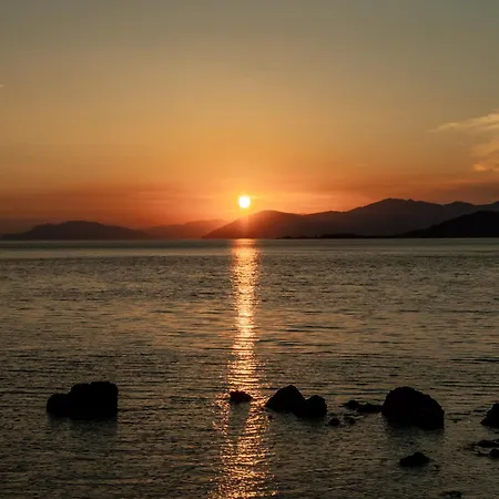 Kaminos Evia 4*