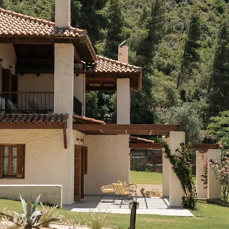 Kaminos Wellness & 4* Límni