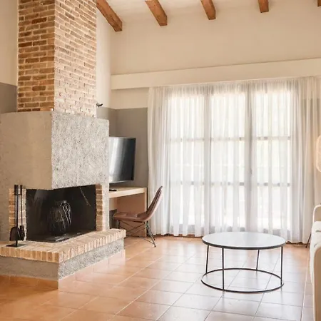 Kaminos Wellness & Hotel Límni